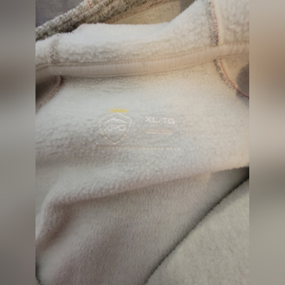 Cabela's Pullover - Picture 2 of 4